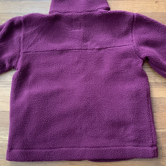 🎄GAP plum colored sherpa fleece zip up. Size S. NWT. - Picture 7 of 8